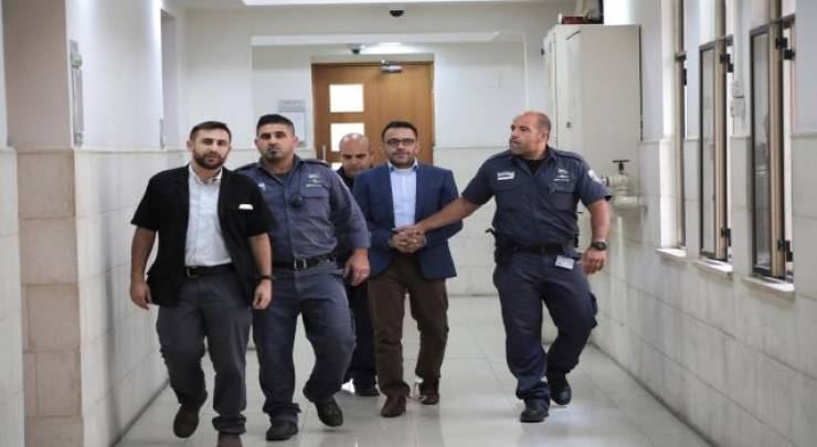 قرارات تعسفية جديدة بحق محافظ القدس الأخ عدنان غيث
